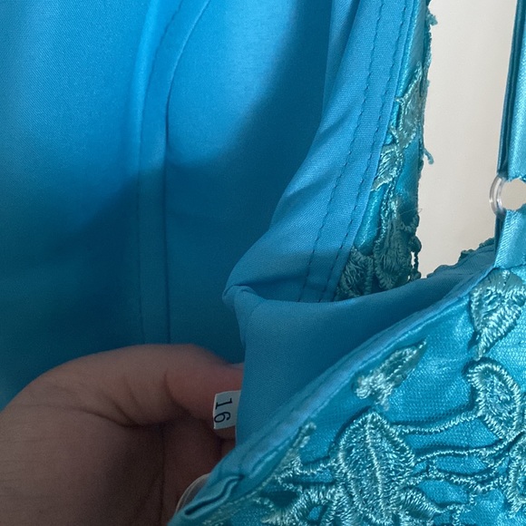 Aqua Prom Dress. Never worn. From Amazon. Brand: DRESS - Picture 6 of 9